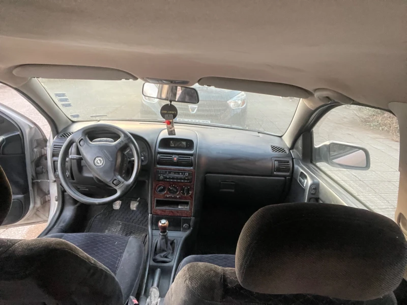 Opel Astra, снимка 8 - Автомобили и джипове - 53523813