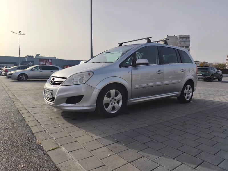 Opel Zafira Фабричен Метан, снимка 7 - Автомобили и джипове - 52433383