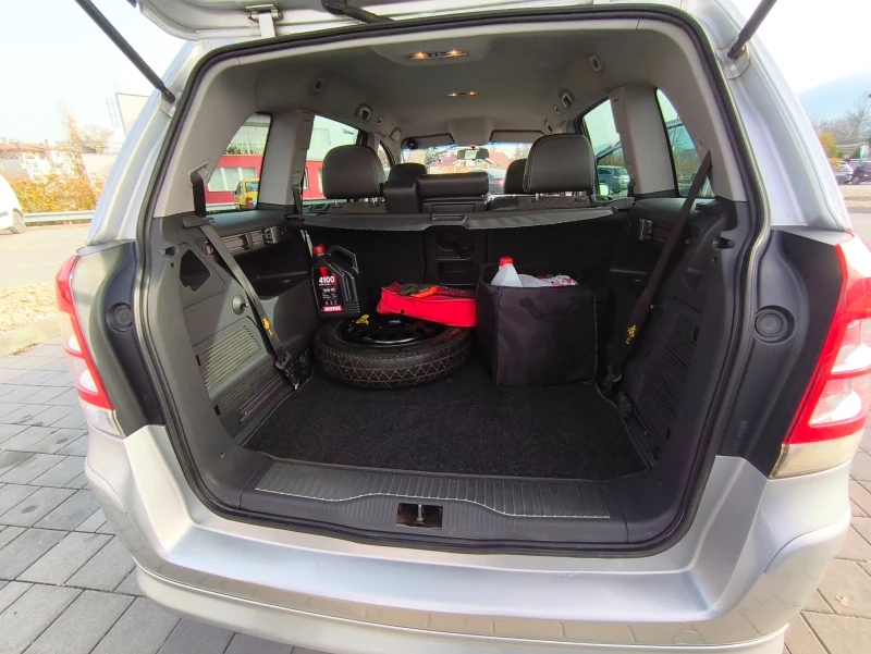 Opel Zafira Фабричен Метан, снимка 10 - Автомобили и джипове - 52433383