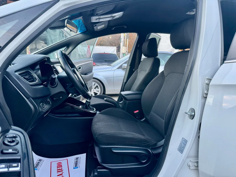 Kia Carens 1.7CDRI 120HP 6 SPEED NAVI 160000KM 2019G EURO 6, снимка 10 - Автомобили и джипове - 52506876