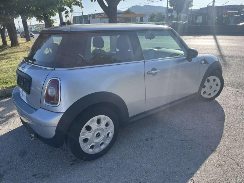 Mini One 1.4 75 к.с., снимка 4 - Автомобили и джипове - 52719273