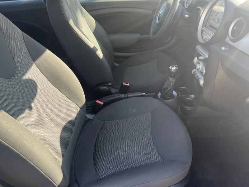 Mini One 1.4 75 к.с., снимка 13 - Автомобили и джипове - 52719273