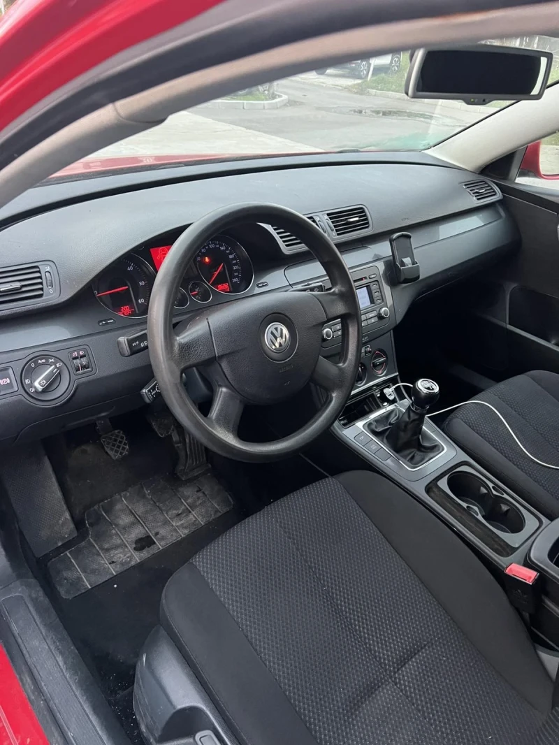 VW Passat, снимка 8 - Автомобили и джипове - 53102768