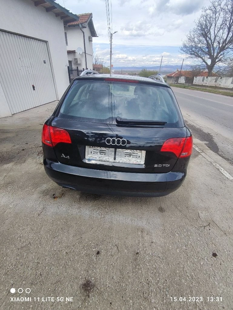 Audi A4 2.0 TDI, снимка 6 - Автомобили и джипове - 47048526