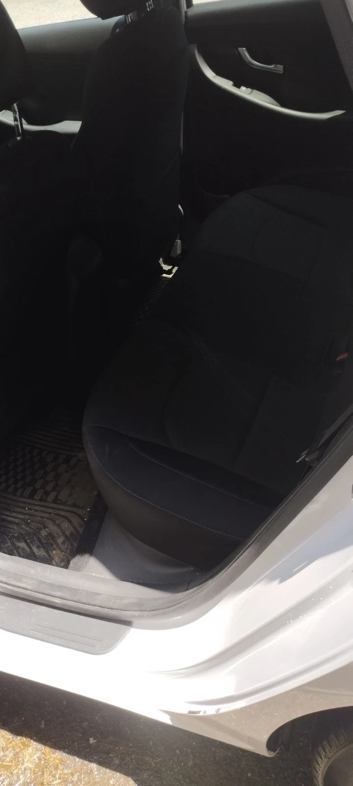 Hyundai I30, снимка 11 - Автомобили и джипове - 52414021