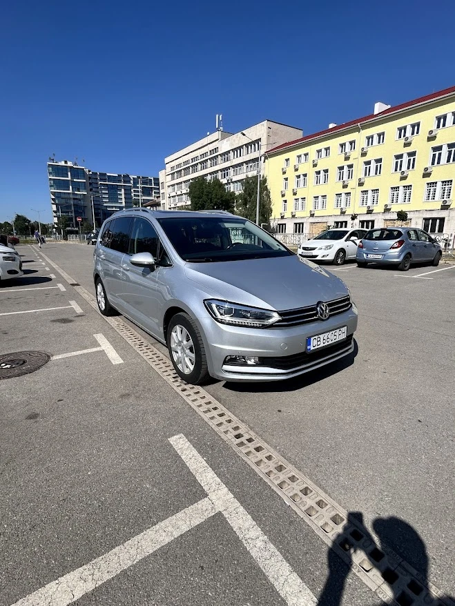 VW Touran, снимка 2 - Автомобили и джипове - 55515111