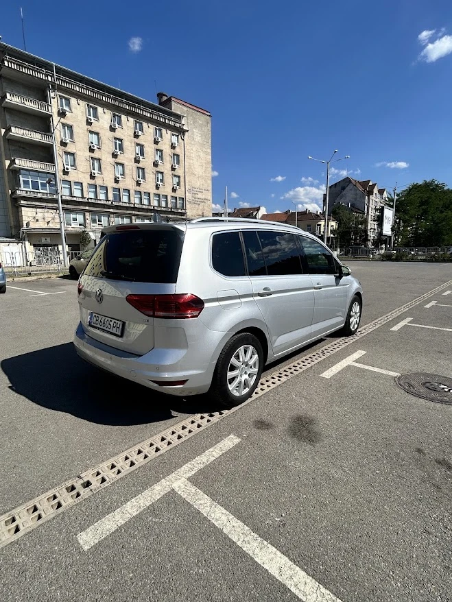VW Touran, снимка 3 - Автомобили и джипове - 55515111