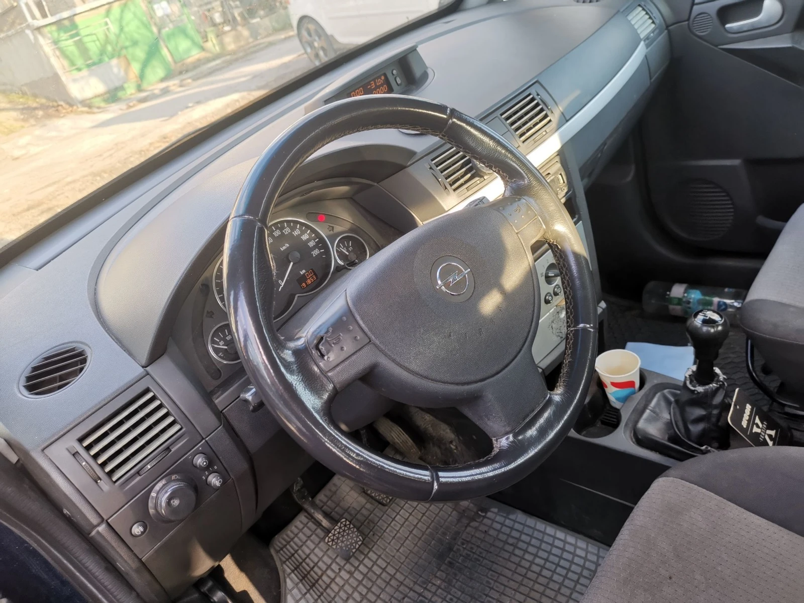 Opel Meriva 1.7 дизел, снимка 11 - Автомобили и джипове - 53715605