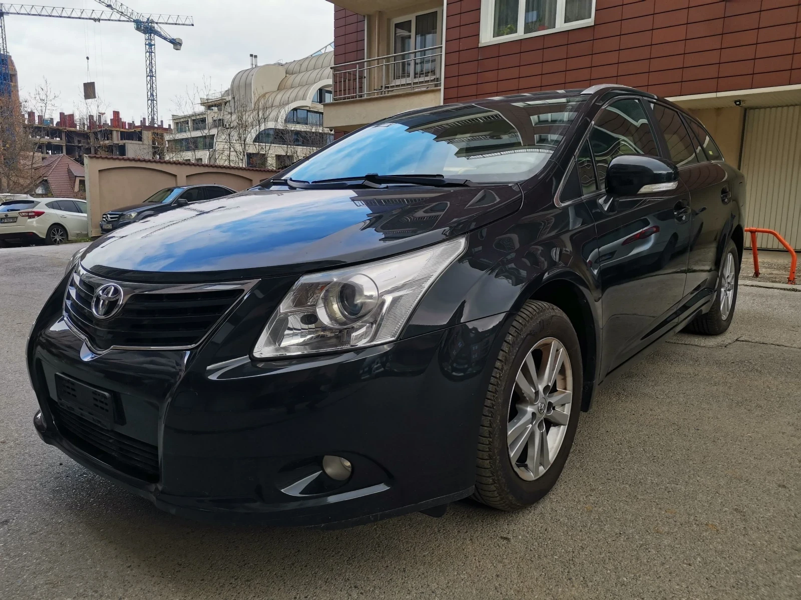 Toyota Avensis 2.0 SWISS TOP - изображение 3