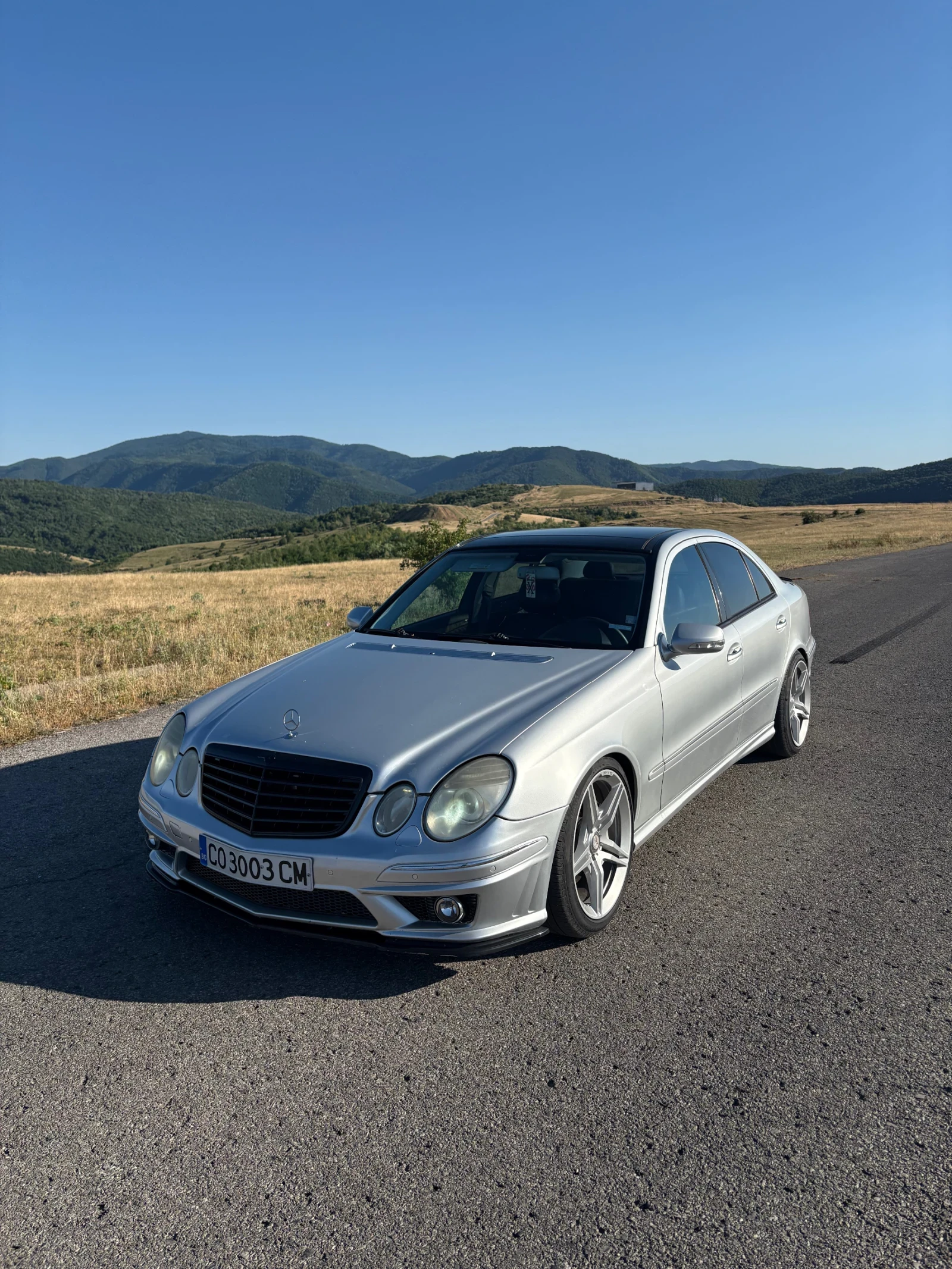 Mercedes-Benz E 320  - изображение 3