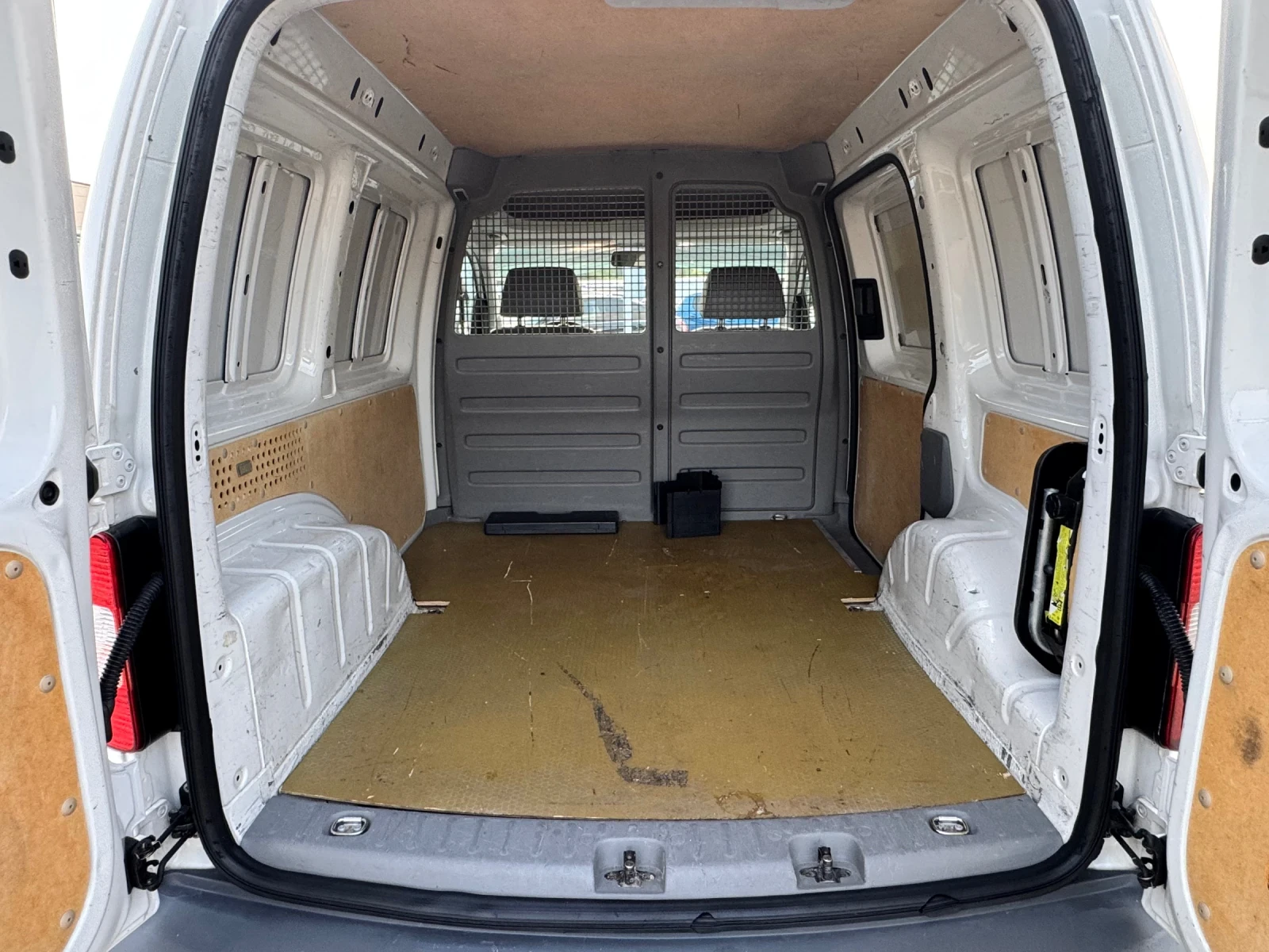 VW Caddy 1.9TDI ИТАЛИЯ - изображение 7