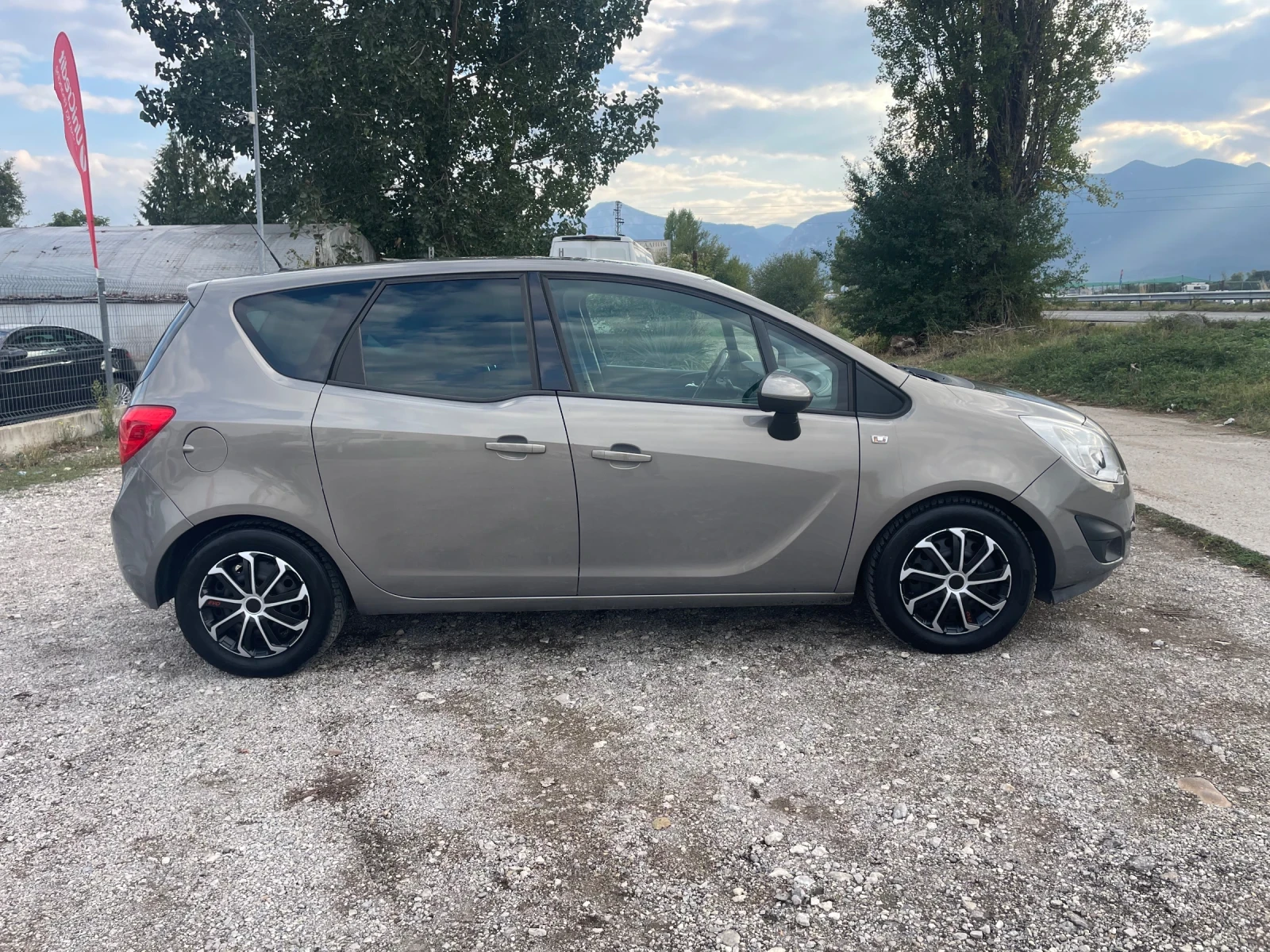 Opel Meriva 1.3CDTI-COSMO-ITALIA - изображение 4