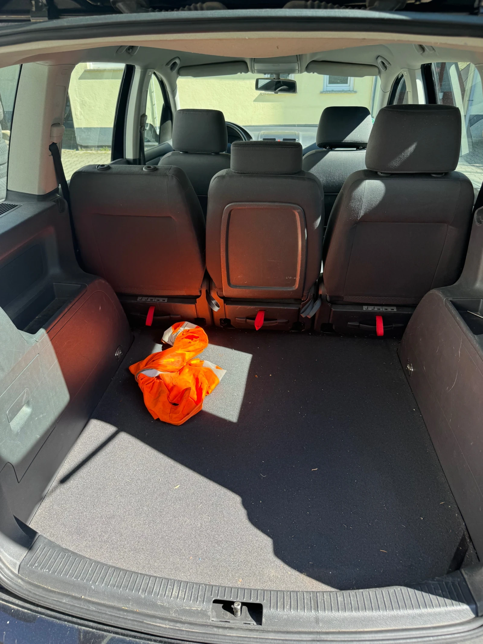VW Touran 1.9 тди БЕЗ РЪЖДА | Mobile.bg — изображение 5