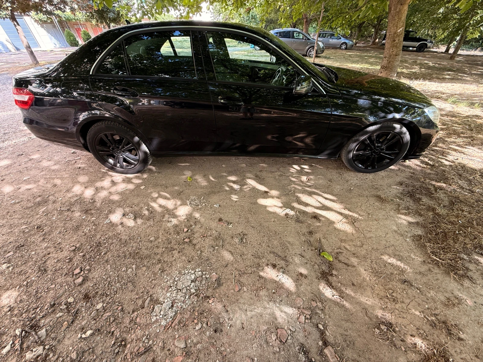 Mercedes-Benz E 220 2.2cdi | Mobile.bg — изображение 4