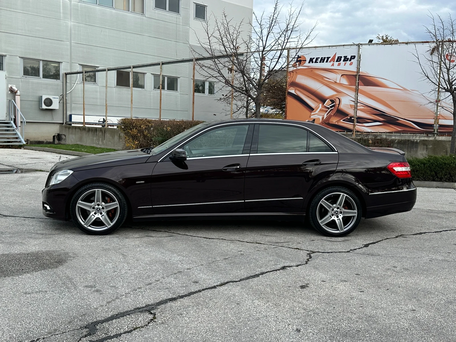 Mercedes-Benz E 350 CGI 3.5i 292 к.с.  - изображение 2