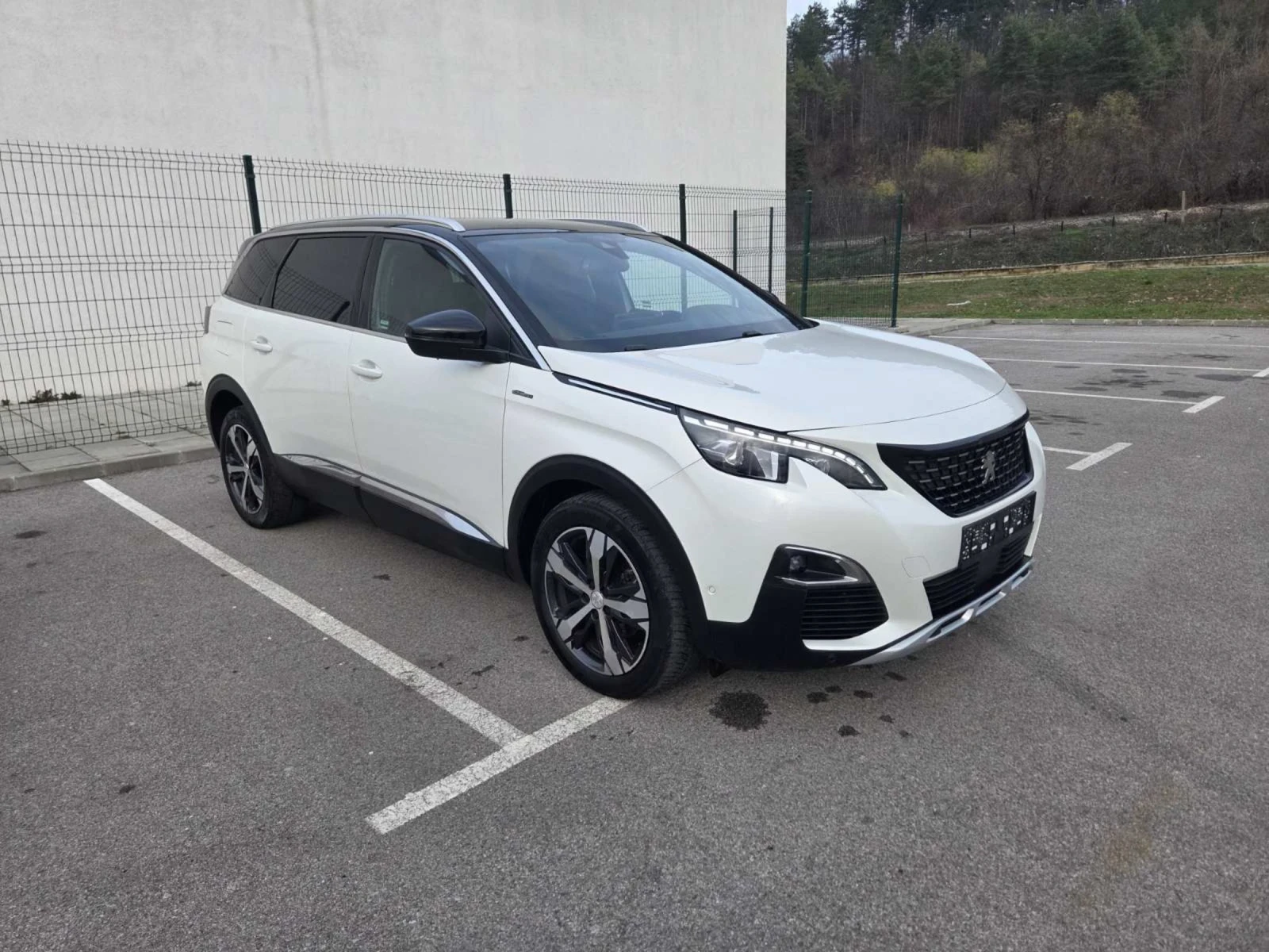 Peugeot 5008 1.5 HDI, GT line - изображение 6