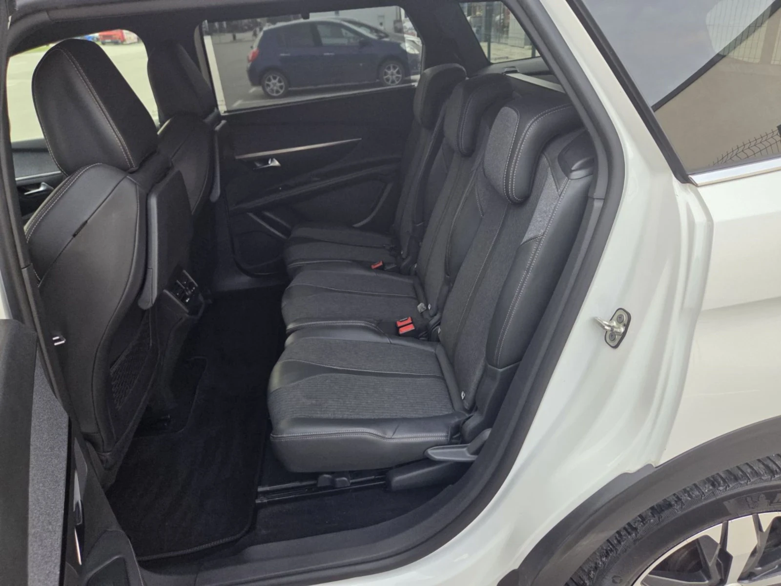 Peugeot 5008 1.5 HDI, GT line | Mobile.bg � ����������� 12