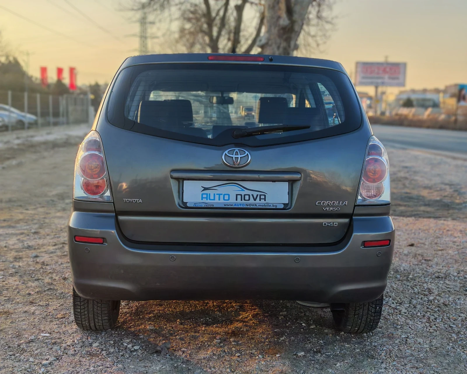 Toyota Corolla verso 2.2 ДИЗЕЛ 136 К.С.! ВЕРИГА! УНИКАТ! - изображение 6