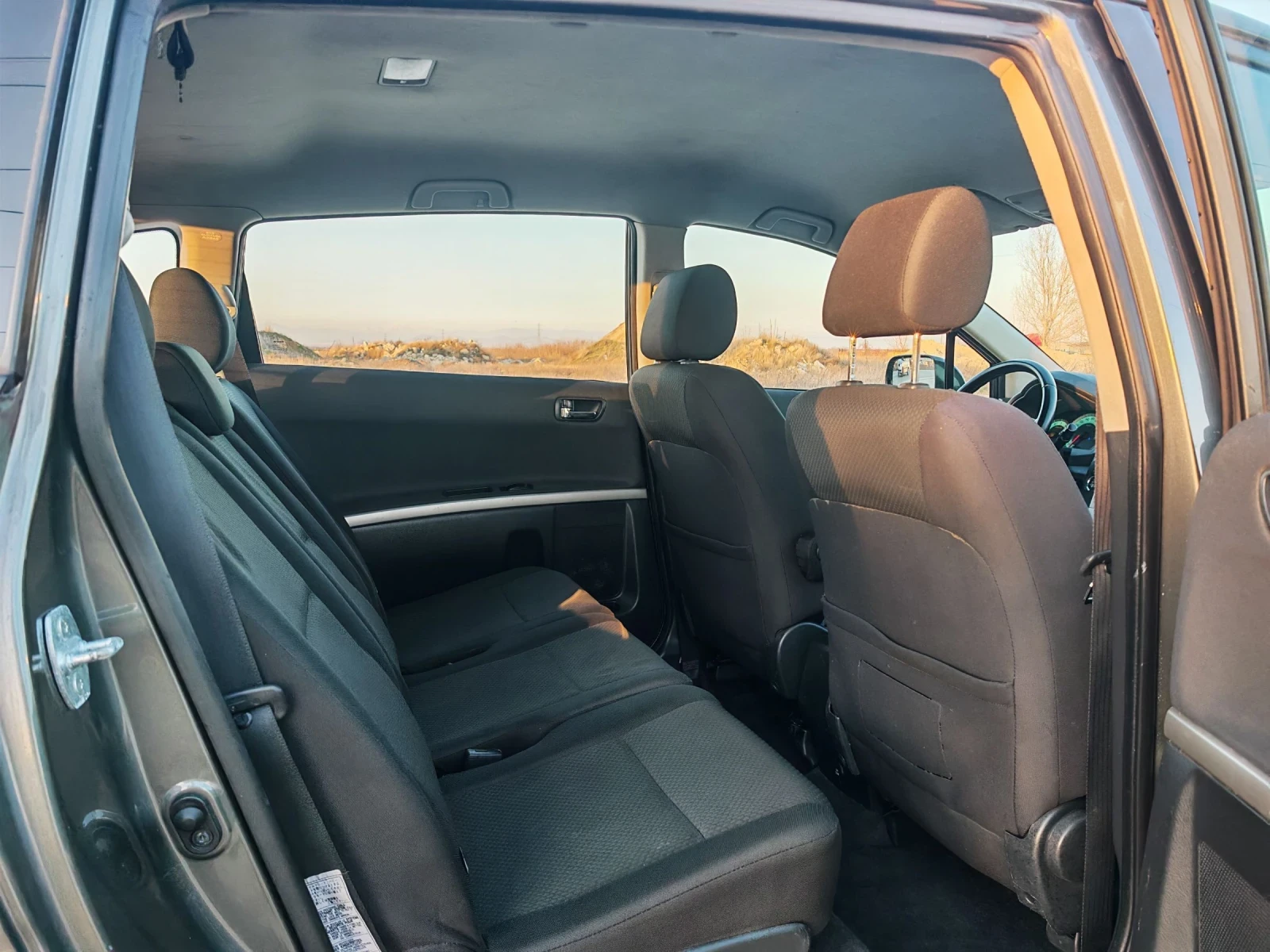 Toyota Corolla verso 2.2 ����� 136 �.�.! ������! ������! | Mobile.bg � ����������� 12