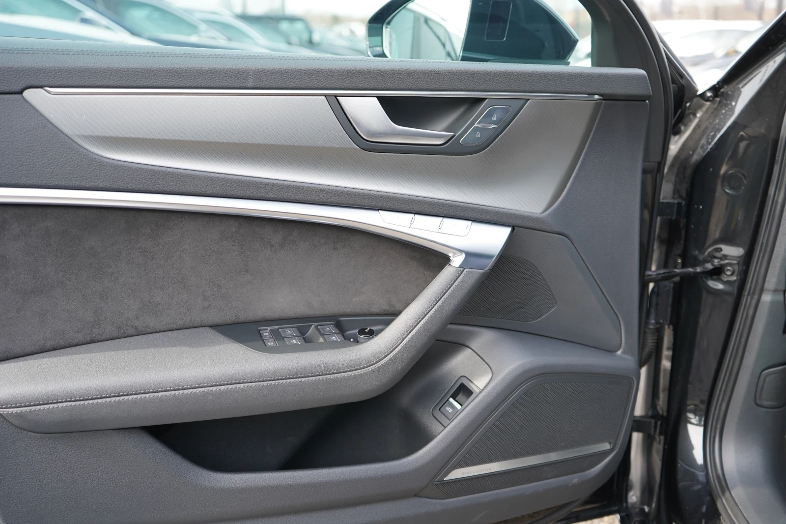 Audi A6 S-LINE* QUATTRO* DISTR* KEYLES* B&O* CAM*  - изображение 7