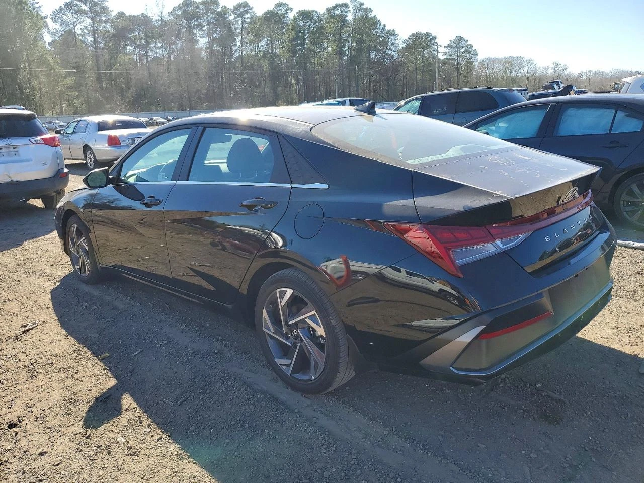 Hyundai Elantra 2.0* SEL* РЕАЛНИ КМ* ПЕРФЕКТНА, снимка 2 - Автомобили и джипове - 53747816