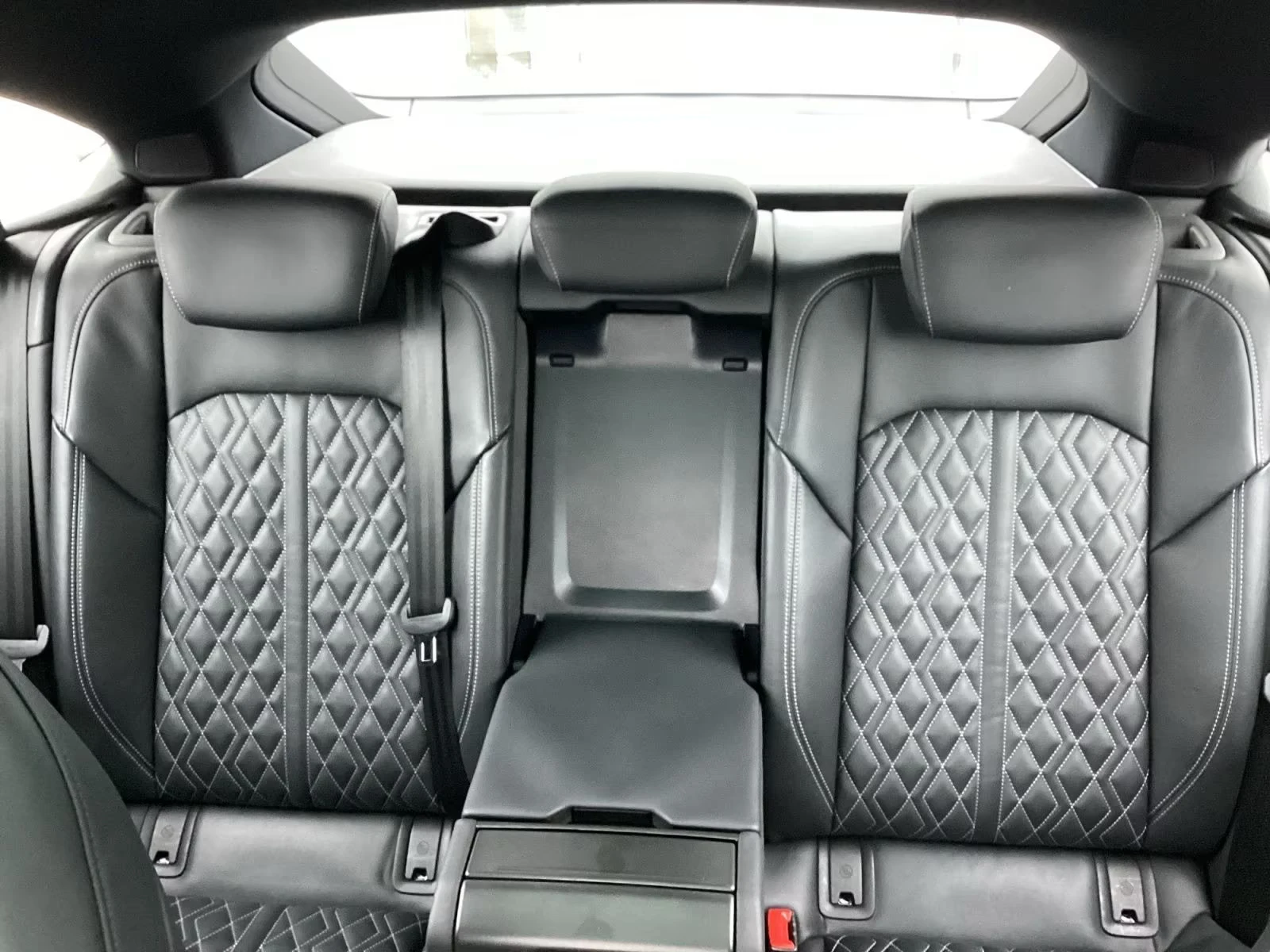 Audi E-Tron SB 55/408HP/S-LINE 2X/MATRIX/СЕРТИФИКАТ/NAVI/193h, снимка 10 - Автомобили и джипове - 54220981