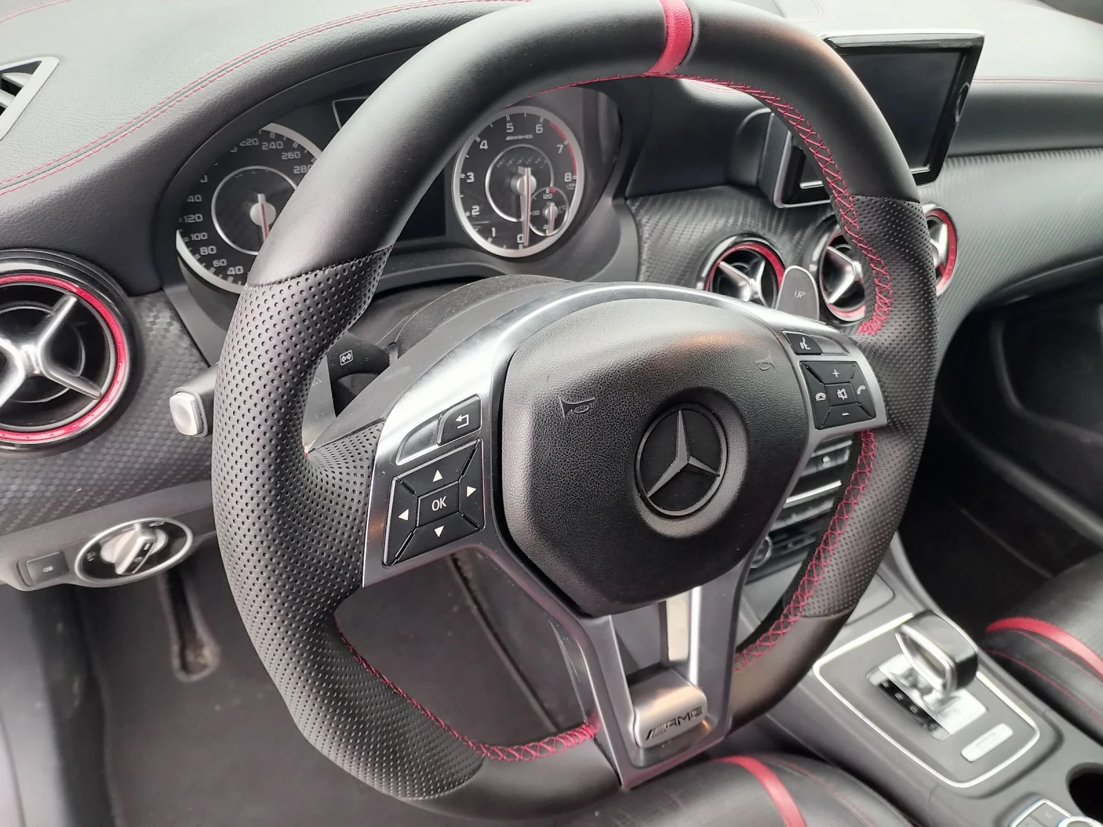 Mercedes-Benz A45 AMG EDITION 1 - TURBO SPORT 4X4 , снимка 12 - Автомобили и джипове - 54236951