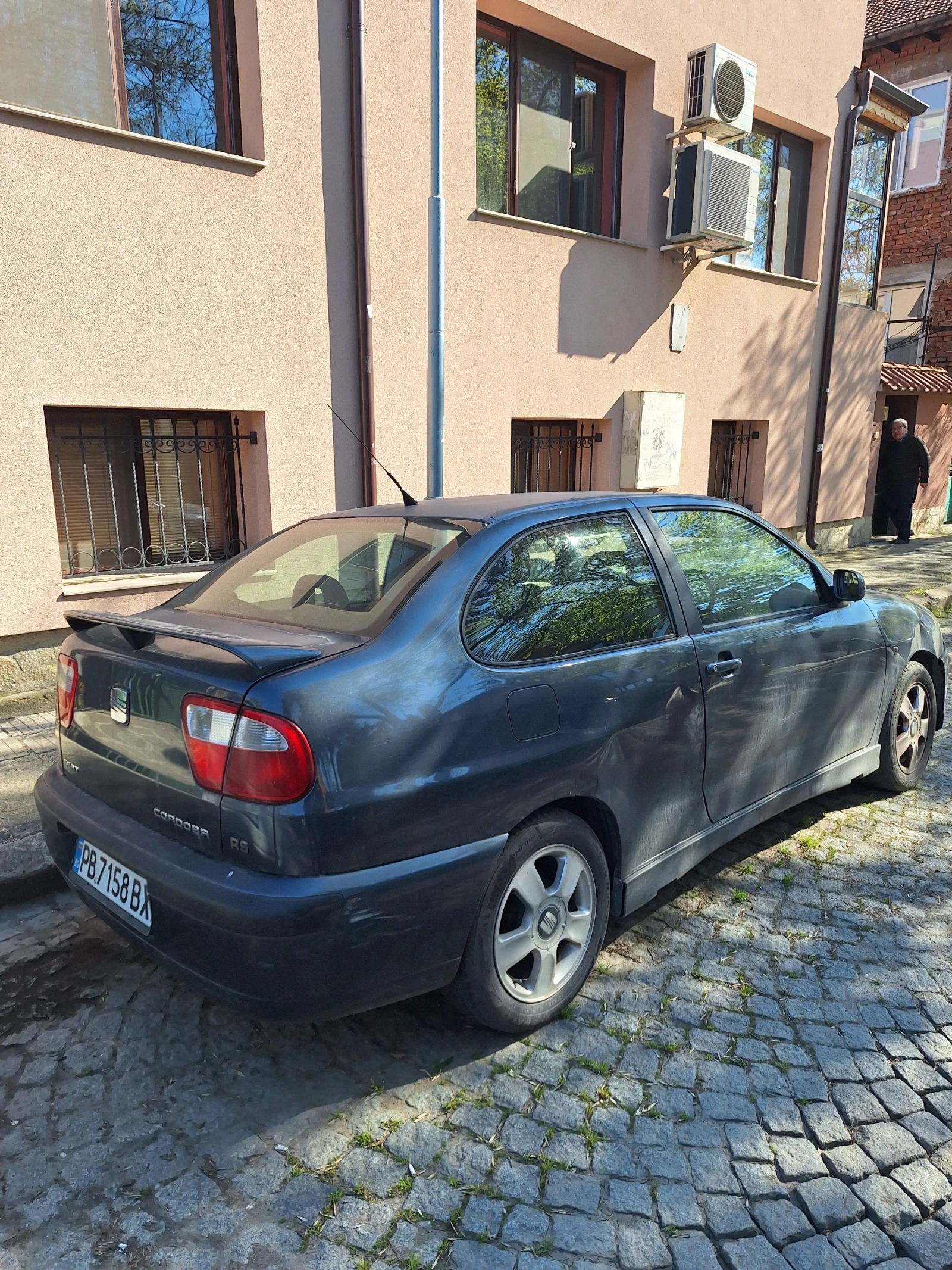Seat Cordoba 1.6i, снимка 4 - Автомобили и джипове - 54247145