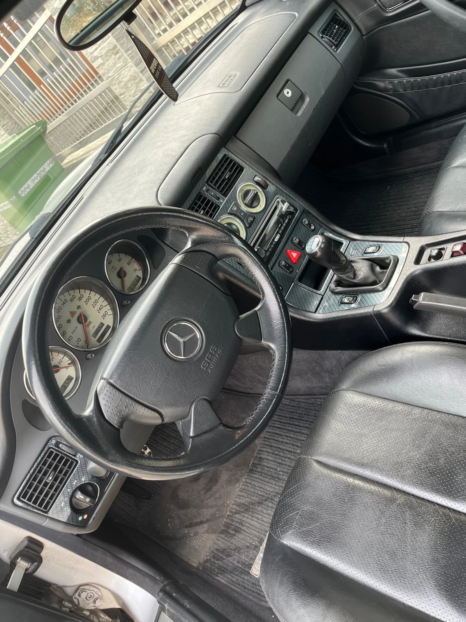 Mercedes-Benz SLK, снимка 9 - Автомобили и джипове - 54360397