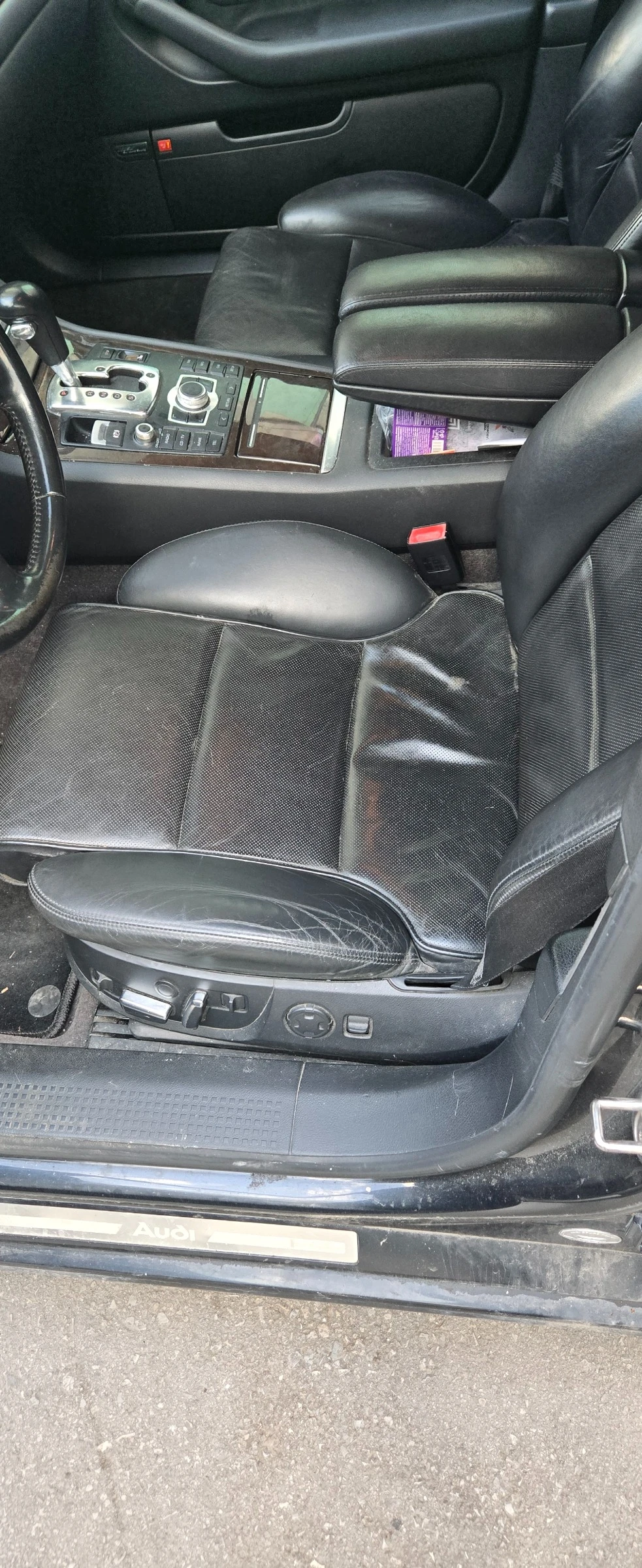 Audi A8 Long 4.2 LPG, снимка 13 - Автомобили и джипове - 54684594