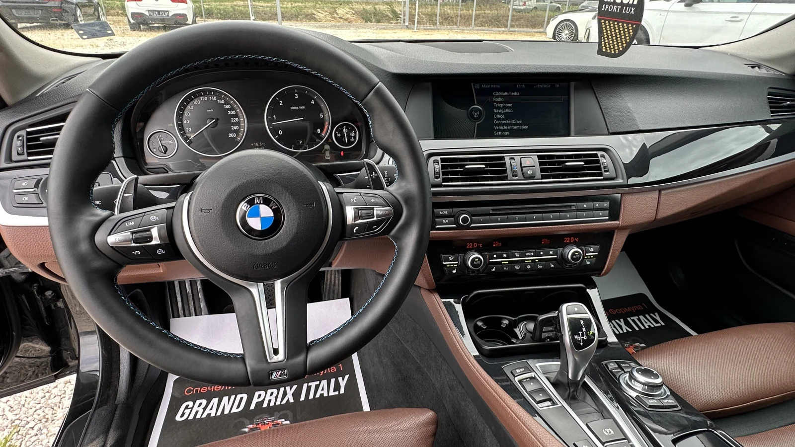 BMW 530 M SPORT| КОМФОРТ САЛОН| ПОДГРЕВ| НАПЪЛНО ОБСЛУЖЕНА, снимка 11 - Автомобили и джипове - 54883459