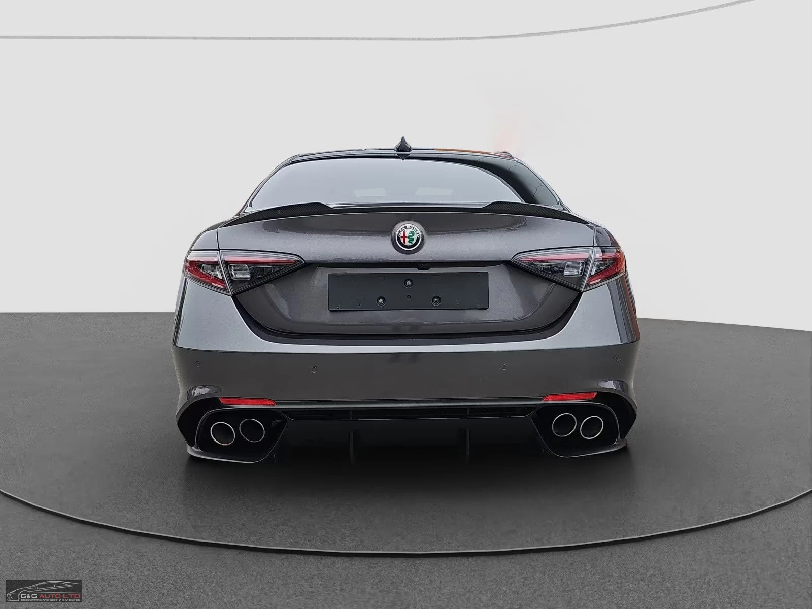 Alfa Romeo Giulia QUADRIFOGLIO/519HP/V6/BI-TURBO/CAM/565z, снимка 9 - Автомобили и джипове - 55211030