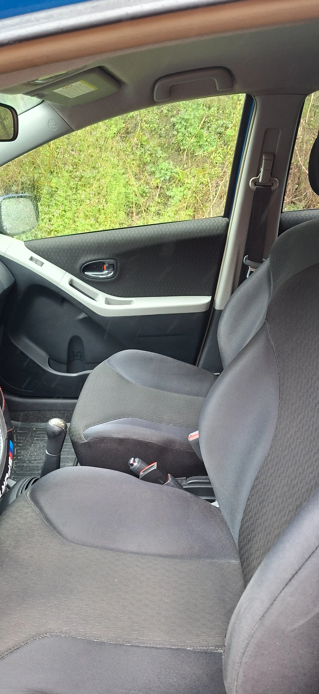 Toyota Yaris Toyota Yaris TS 133k.c, снимка 8 - Автомобили и джипове - 55427774