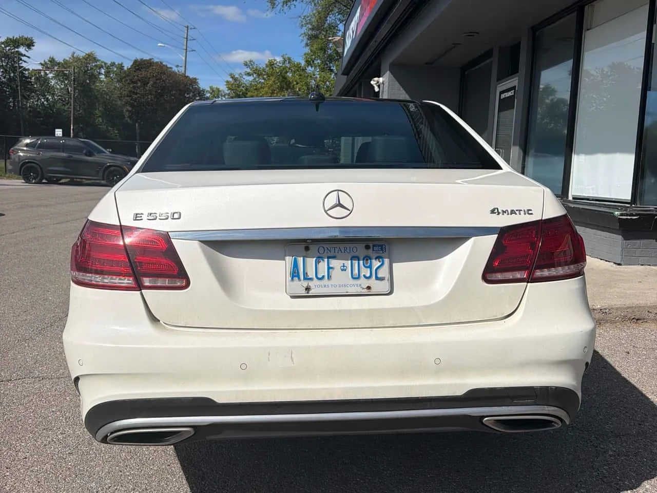 Mercedes-Benz E 55 * 550 * CARFAX * ЦЕНА ДО БГ, снимка 4 - Автомобили и джипове - 56165950
