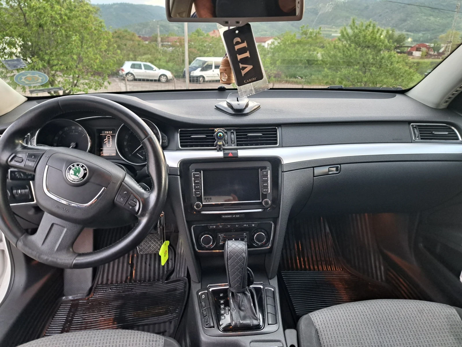 Skoda Superb | Mobile.bg � ����������� 12