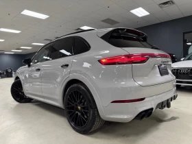 Porsche Cayenne * GTS AWD* * ONE OWNER* * FULLY SERVICED BY PORSCH, снимка 13