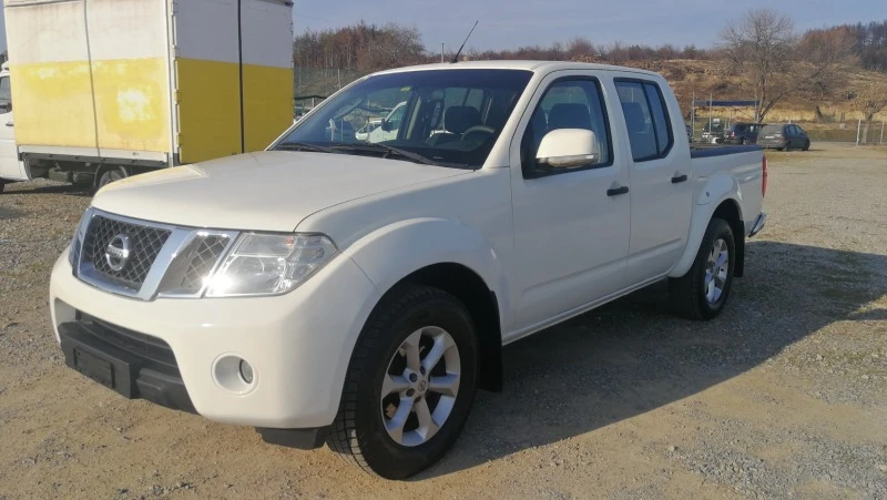 Nissan Navara 2.5DC-4WD-190к.с, снимка 1 - Автомобили и джипове - 39697658