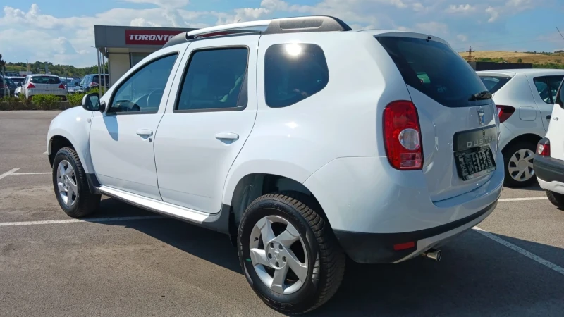 Dacia Duster 1.6, снимка 6 - Автомобили и джипове - 50854326