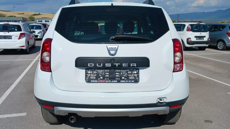 Dacia Duster 1.6, снимка 5 - Автомобили и джипове - 50854326