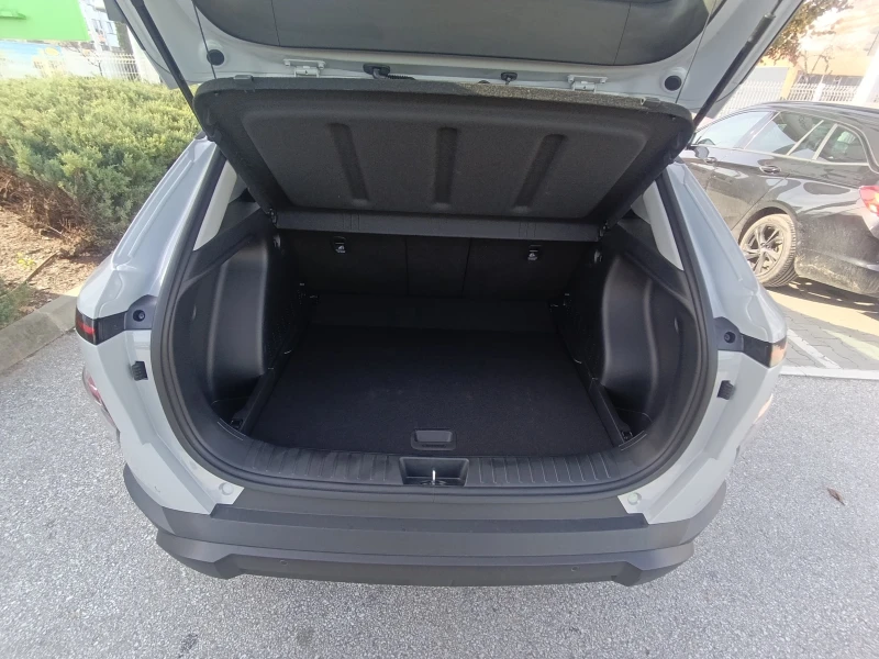 Hyundai Kona SX2 HYBRID, снимка 13 - Автомобили и джипове - 52631067