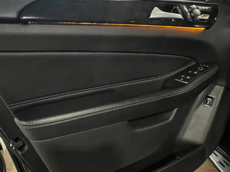 Mercedes-Benz GLE * GLE400 HARMAN KARDON 360D CAMERA NAVIGATION PANO, снимка 15 - Автомобили и джипове - 52803686