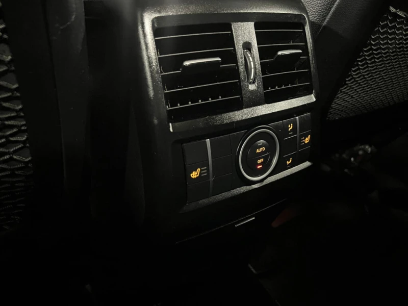 Mercedes-Benz GLE * GLE400 HARMAN KARDON 360D CAMERA NAVIGATION PANO, снимка 17 - Автомобили и джипове - 52803686