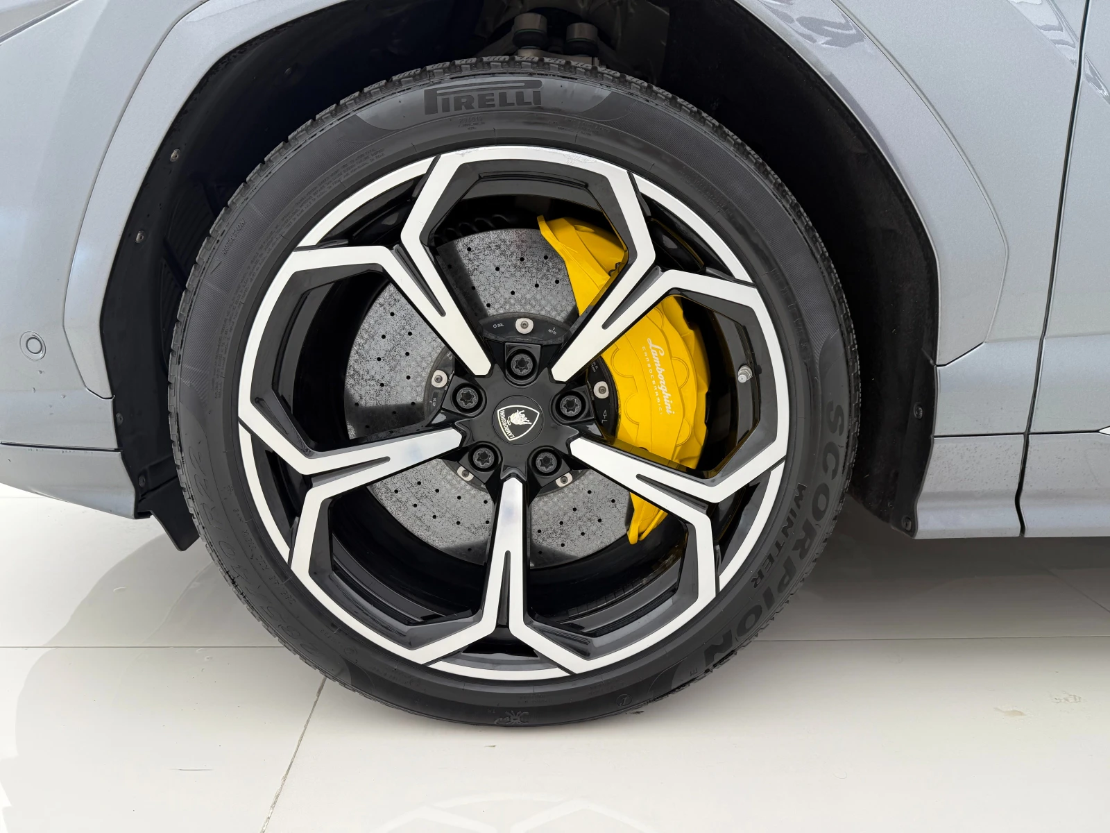 Lamborghini Urus | Mobile.bg   14