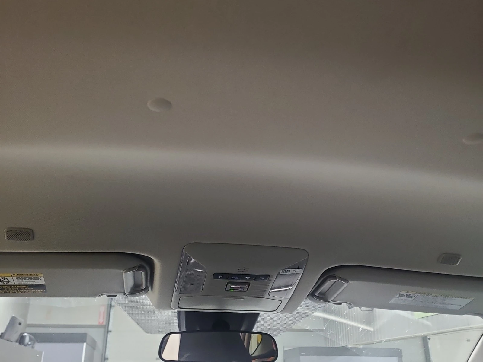 Toyota Rav4 * * CARFAX * *   * *  | Mobile.bg   9