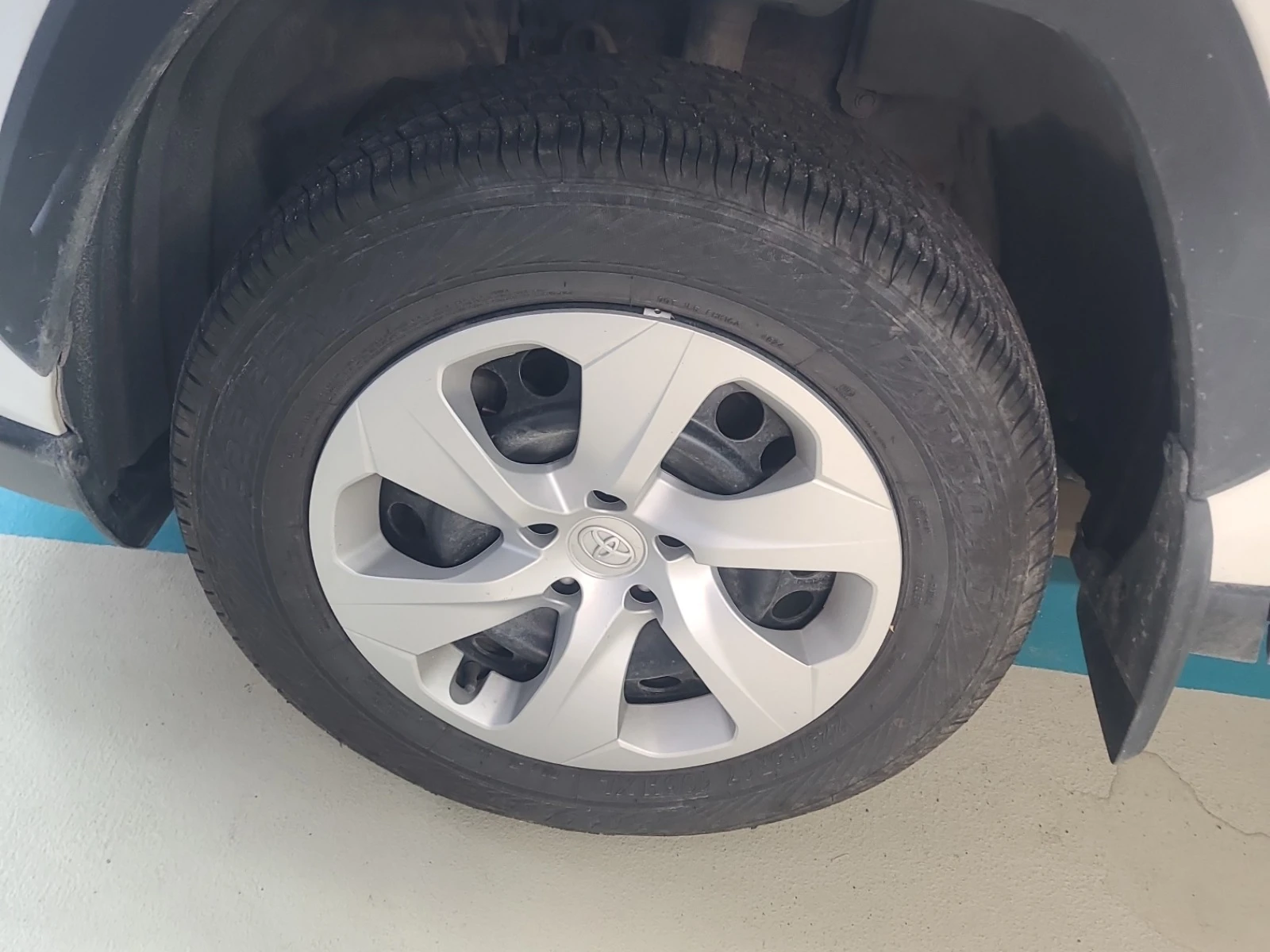 Toyota Rav4 * * CARFAX * *   * *  | Mobile.bg   12