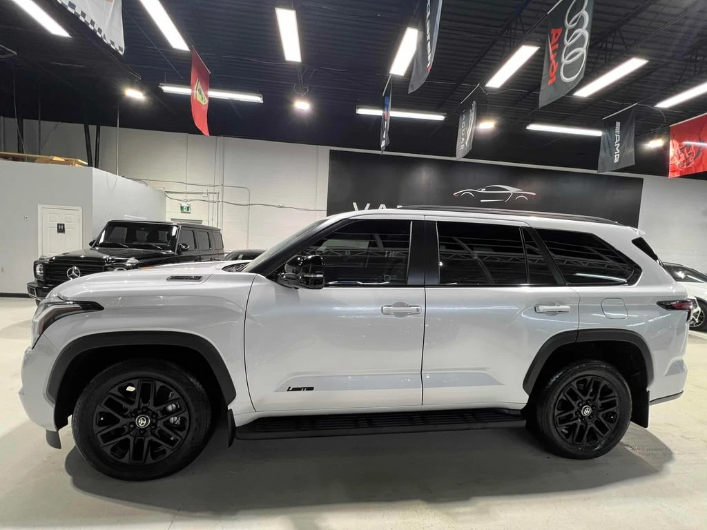 Toyota Sequoia * Limited 4WD * CARFAX/NAVI/DIS/PANO/2026 - изображение 2