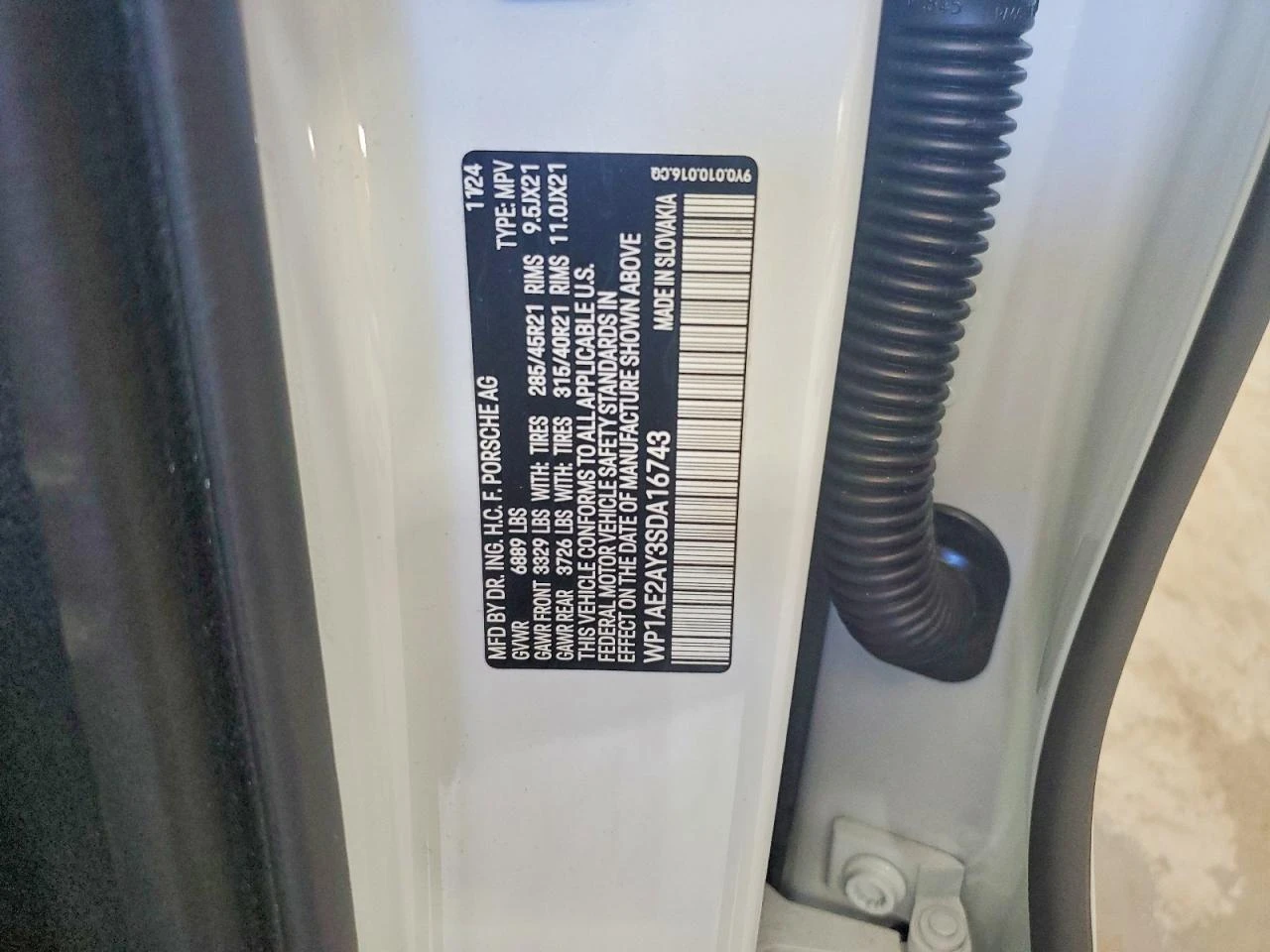 Porsche Cayenne 3.0l E-Hybrid, снимка 13 - Автомобили и джипове - 54092968