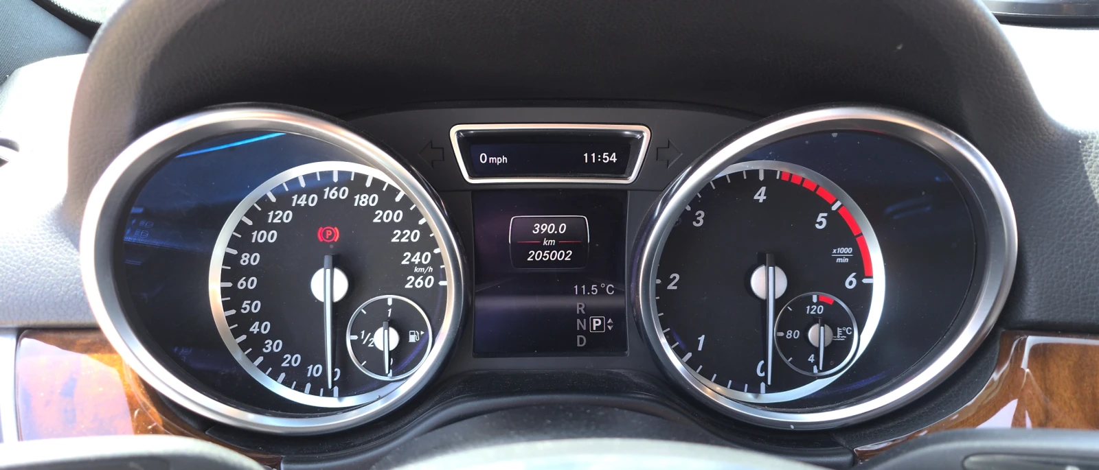 Mercedes-Benz ML 350, снимка 10 - Автомобили и джипове - 54179329