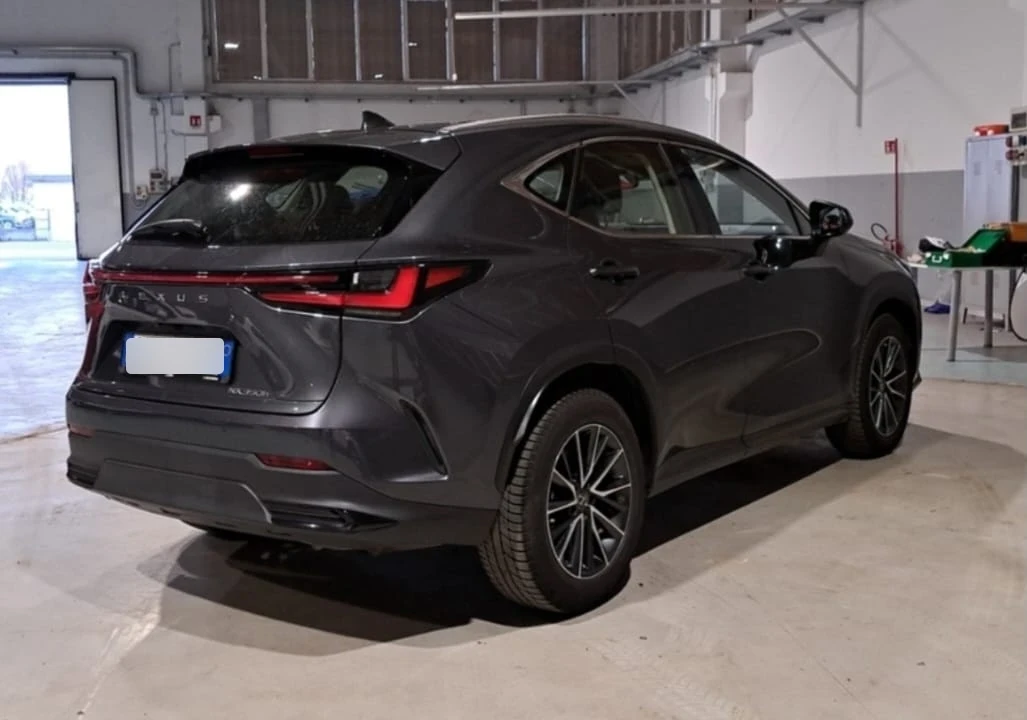 Lexus NX 350h NX Hybrid 4WD Premium, снимка 3 - Автомобили и джипове - 54554903