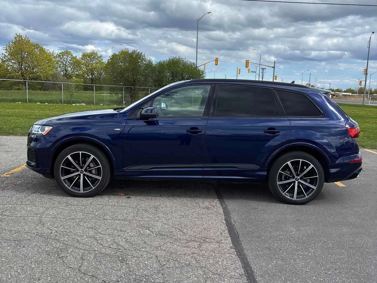 Audi Q7 / CAMERA / ПОДГРЕВИ / АВТОКРЕДИТ , снимка 2 - Автомобили и джипове - 54581922